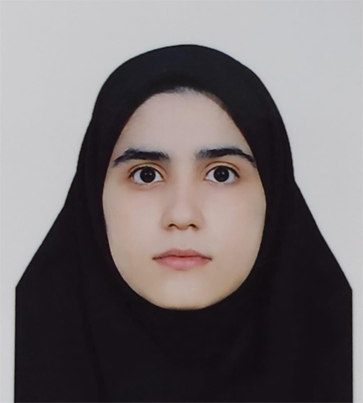 Zahra Sadeghi Farshi